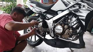 unboxing dan pasang underbone rc3 di ninja r [upl. by Asirap]