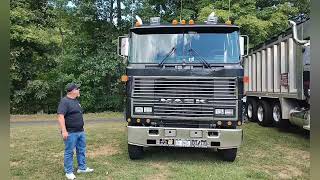 Tome Leydigs 1985 Mack Magnum [upl. by Siravrat]