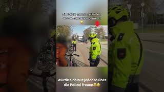 FahrradPolizei hält Lieferando an😂😂😂 [upl. by Macilroy]