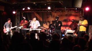 Roy Ayers quot Searching quot Live at New Morning Paris 2011 [upl. by Atse]