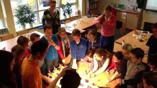 Techniekles in groep 8b Rehobothschool Kootwijkerbroek [upl. by Gnov]