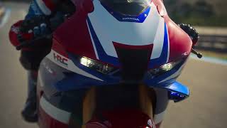 CBR1000RRR Fireblade [upl. by Nolos458]