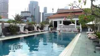 Raffles Hotel Singapore Swimming Pool  2bearbearcom [upl. by Nivonod]