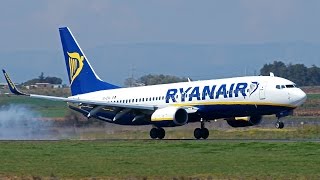 Ryanair Boeing 737800s at Béziers Cap dAgde Airport [upl. by Annekim]