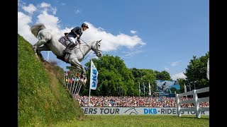 Gilbert Tillmann  Claus Dieter  Deutsches SpringDerby Hamburg 2017 [upl. by Tarsus]