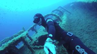 Freediving on a wreck in one breath 30 m  100 ft  France [upl. by Nosnevets]