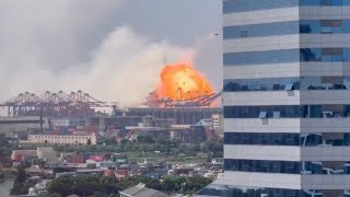 China Heftige Explosion im Hafen von Ningbo [upl. by Ilrebmyk]