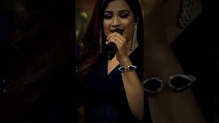 Shreya Ghoshal and Udit Narayan love story song ❤❤performance  dance uditnarayan shorts [upl. by Iramaj295]