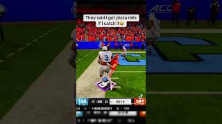 PIZZA ROLLS IF I MAKE THIS CATCH🤣 trending viral shorts funny ncaa25 collegefootball25 cfb25 [upl. by Sedberry]