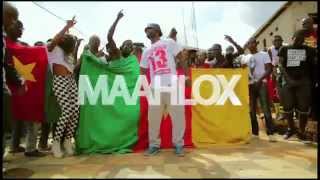 MAAHLOX LE VIBEUR  Choupo Moting Ne Sort Pas Clip Officiel [upl. by Yzdnil497]