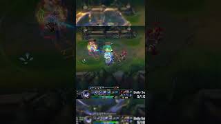 CHALLENGER VAYNE 1 V 3 TRIPLE KILL leagueoflegends [upl. by Schriever]