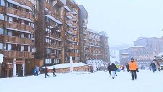 Grand Format  Avoriaz station piétonne [upl. by Dlopoel]