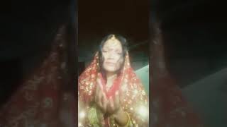 Chand Ko dekho hath mein jodo karva chauth ka vrat kar karva chauth [upl. by Polard]