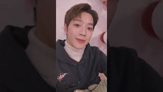 Lai Guanlin live on weibo  tiktok [upl. by Mchail533]