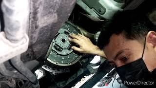 Ford ranger clutch problem How to change secondary clutch [upl. by Eiramoj]