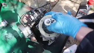 Villiers DO7  Small Engine Flywheel Removal WITHOUT A Puller Ransomes Sixteen Engine [upl. by Srednas]