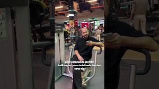 spor salonunda aletten kalkmayan paso telefon takılan uyuz tip  shorts [upl. by Sidell]