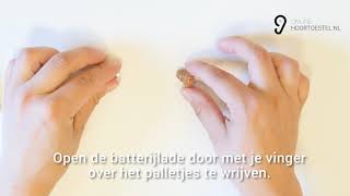 Batterij vervangen IHO in het oor gehoorapparaat [upl. by Nesline]