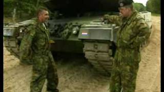 Leopard 2 RTL Autowereld [upl. by Airlee313]