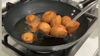 How to make a delicious Blackeyed Bean Fritters  KooseAkara  Street food  2 methods [upl. by Essenaj342]