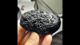 Tectita Negra  Black Tektite 64 Gramos Origen Indochinita [upl. by Rolland]