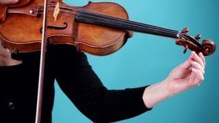 How to Tune the Strings  Violin Lessons [upl. by Zwick]