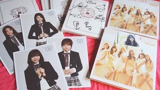 Unboxing Lovelyz  Girls Invasion  Apink  LUV  signed cd [upl. by Nirag]