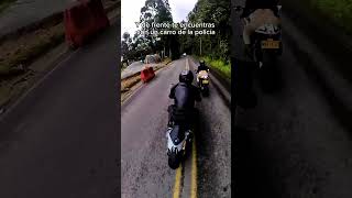 Hubiéramos esperado otro poco 😅motos accidentes motosdeportivas s1000rr zx10r moteros biker [upl. by Mabel]