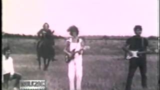 Almendra  Clip quotCampos Verdesquot  1969 [upl. by Glaab]