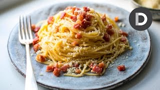 Easy Spaghetti Carbonara [upl. by Etnemelc]