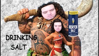 Moana Youre welcome but everytime he says quotYWquot I drink salt [upl. by Arlen]