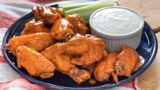 Perfect Crispy Chicken Wings  Buffalo Wings [upl. by Maller]