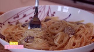 Linguine aux Champignons et à la Crème  Claras Kitchenette  Episode 35 [upl. by Malkah]