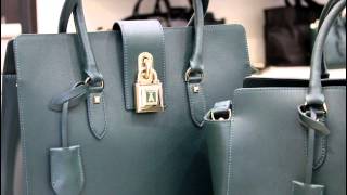 Borse Patrizia Pepe Collezione Autunno Inverno 2014 2015 [upl. by Alyal]