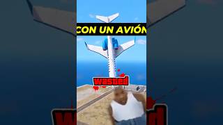 ¿Y SI GOLPEAS tu COCHE con un AVIÓN en GTA shorts curiosidades gta [upl. by Tucker941]