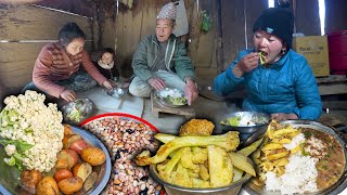 Mix Vegetable Recipe  Cauliflower Potato and Beans Lentils cooking amp eating in Village Kitchen [upl. by Barstow]