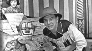 Howdy Doody Show The Intro S1 1952 [upl. by Ayanej]