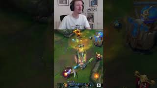 Almost funnyclips leagueoflegends streamfail streamfails gaming funnyfail livestreamfails [upl. by Pownall]