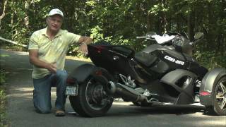 Motorcylce Review CanAm Spyder Roadster [upl. by Lotsirhc]