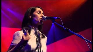 Desert Sessions Josh Homme amp PJ Harvey  I Wanna Make It Wit Chu [upl. by Aneg]