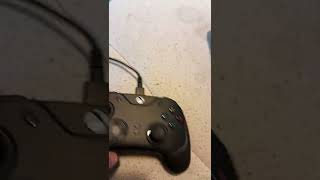 razer wolverine v2 chroma controller for xbox disconnecting [upl. by Kristo]