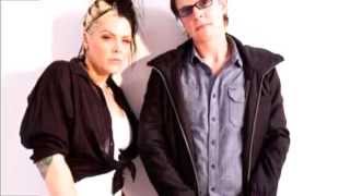 BETH HART amp JOE BONAMASSA See Saw [upl. by Yrdua]