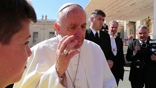 Message du Pape François aux jeunes du diocèse de Rennes [upl. by Gerri]