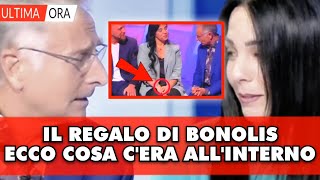 Paolo Bonolis a Cè posta per te uno spettatore scopre il contenuto del regalo [upl. by Tremml]