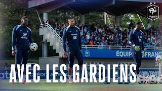 Première séance pour les gardiens de but [upl. by Arhat]