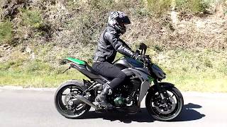 TEST KAWASAKI z1000 2016  2017 W AKRAPOVIC MEGAPHONE EXHAUST  ACCELERATIONS SOUND STARTUPS [upl. by Archibold337]