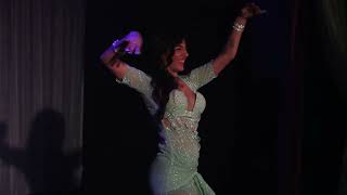 Carola Marucchi  Ghanili Shway Shway  Egyptian Dinner Show  غنّي لي [upl. by Nileuqcaj]