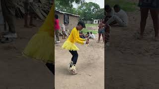 Un africano bailando champeta en Colombia [upl. by Carlile427]