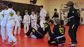 4424 Sawyer learning knee smack sweep from knee shield with Eli [upl. by Bern]