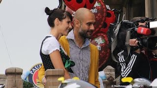 FC Bayern München Käfers Wiesnschenke Oktoberfest 2014 [upl. by Joette956]